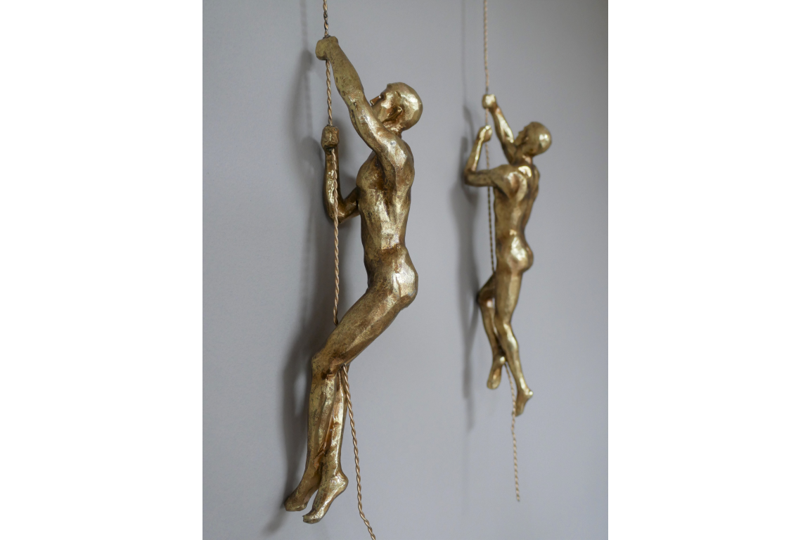Set Of 2 Climbing Men