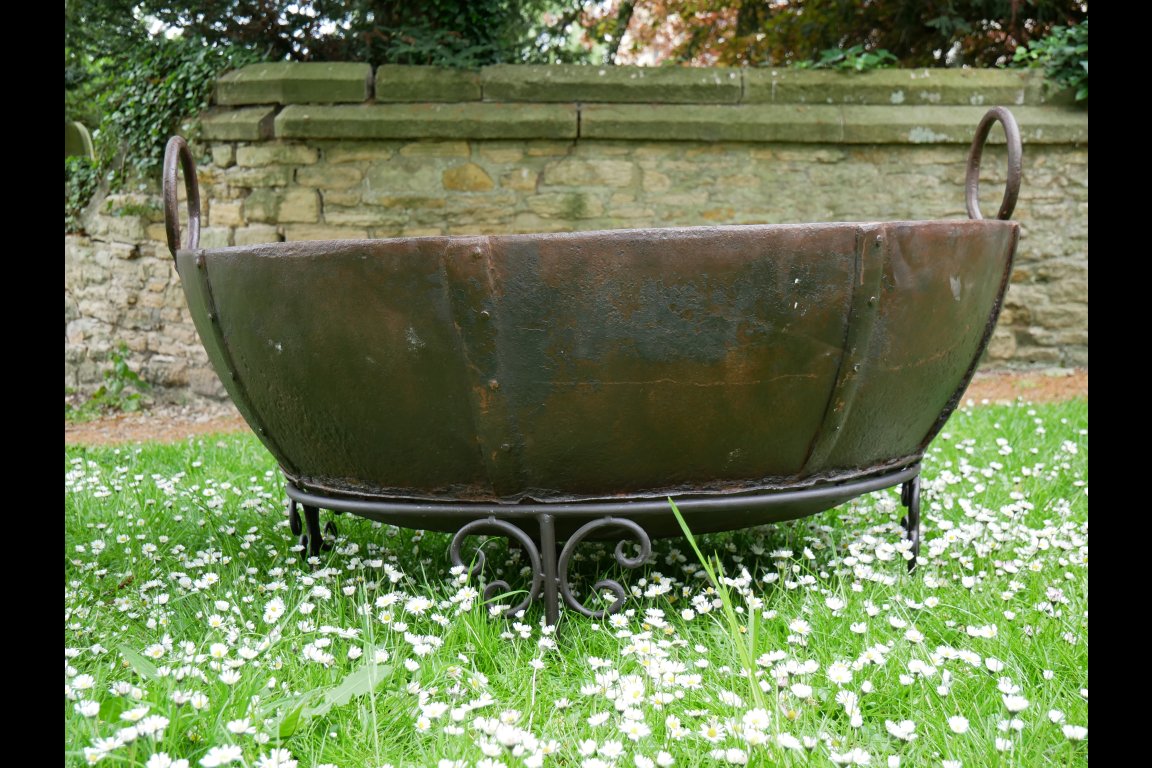 Giant Kadai/Fire Pit