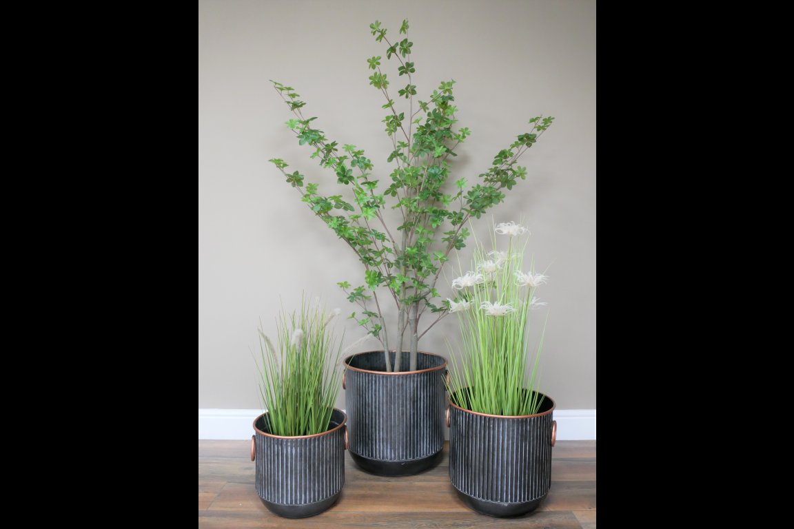 Set Of Three Planters