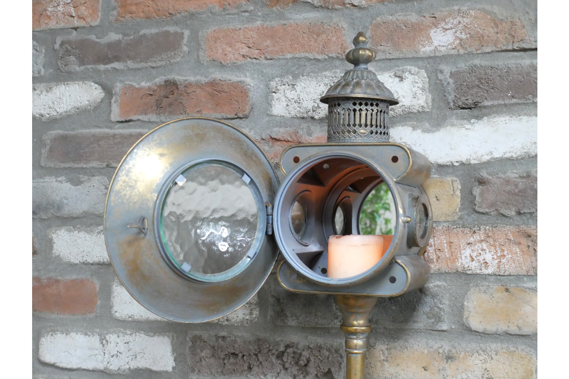 Wall Lantern