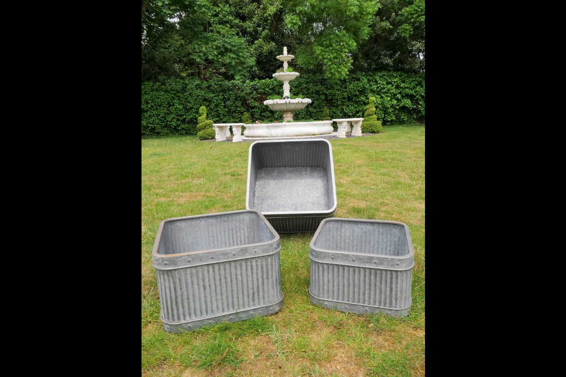 Set Of 3 Square Tubs
