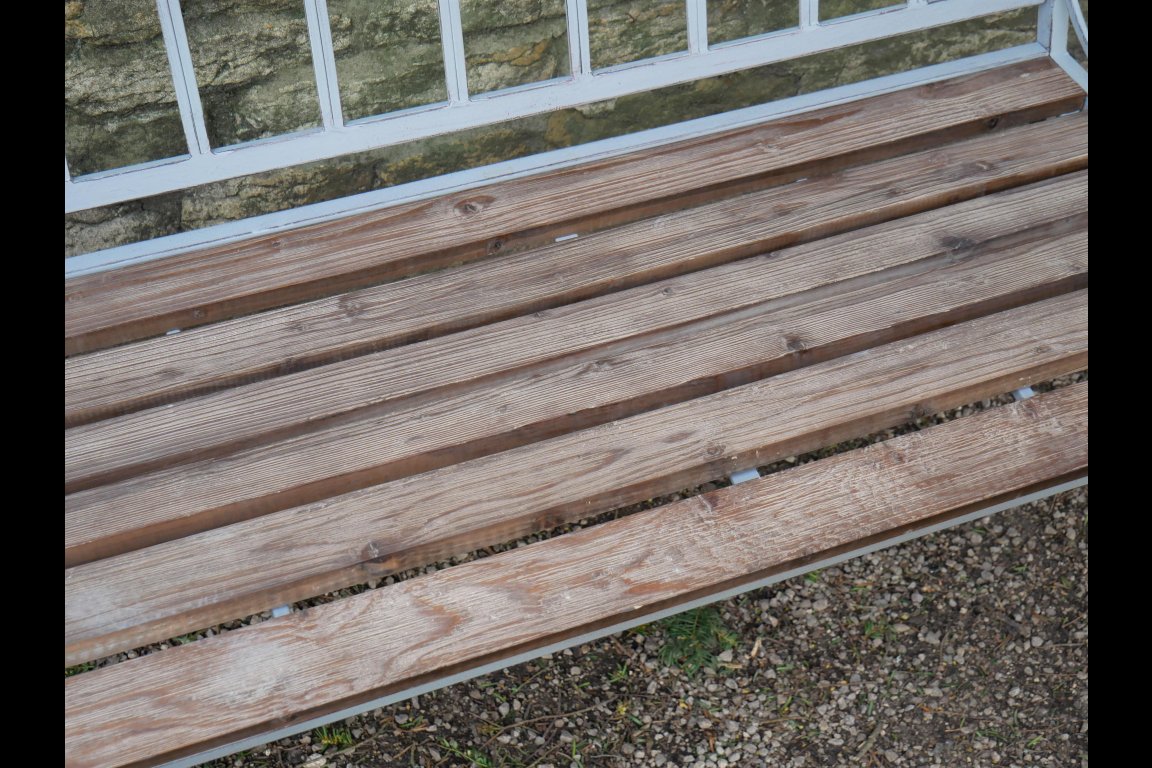Lincoln Bench