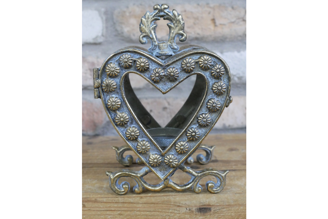 Small Heart Lantern