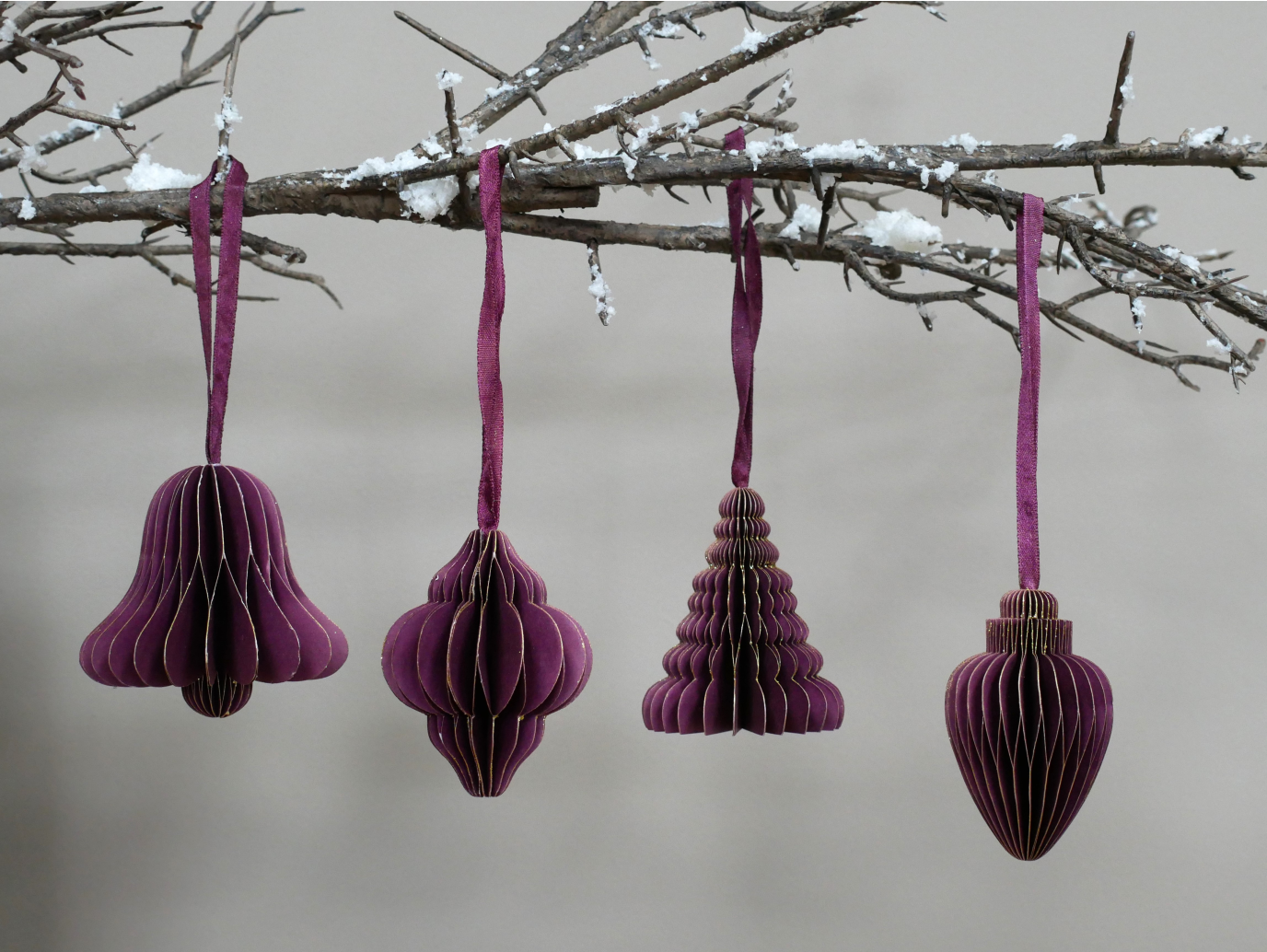 Set of 4 Decorations (8cm) - Purple