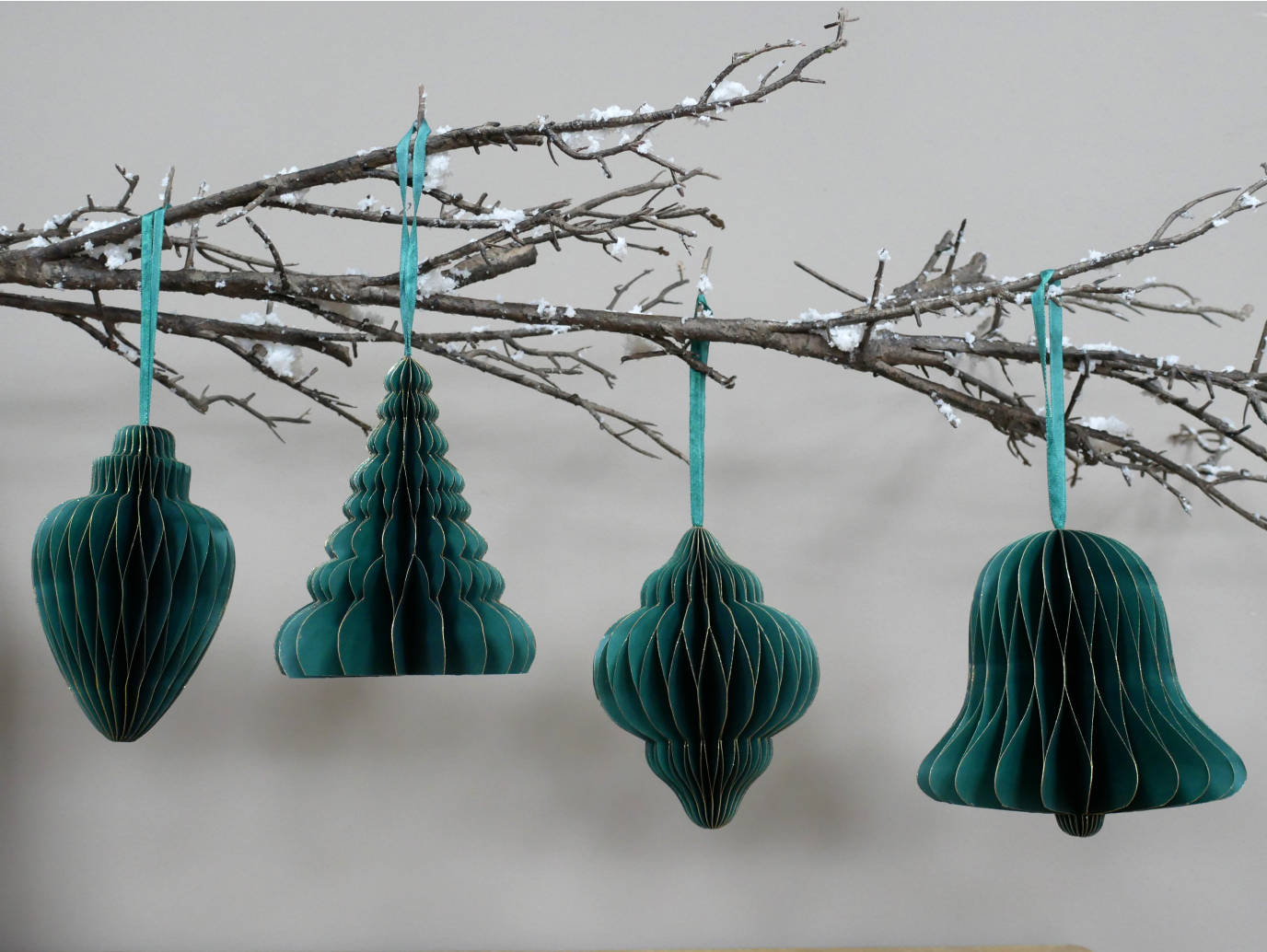 Set of 4 Decorations (15cm) - Green