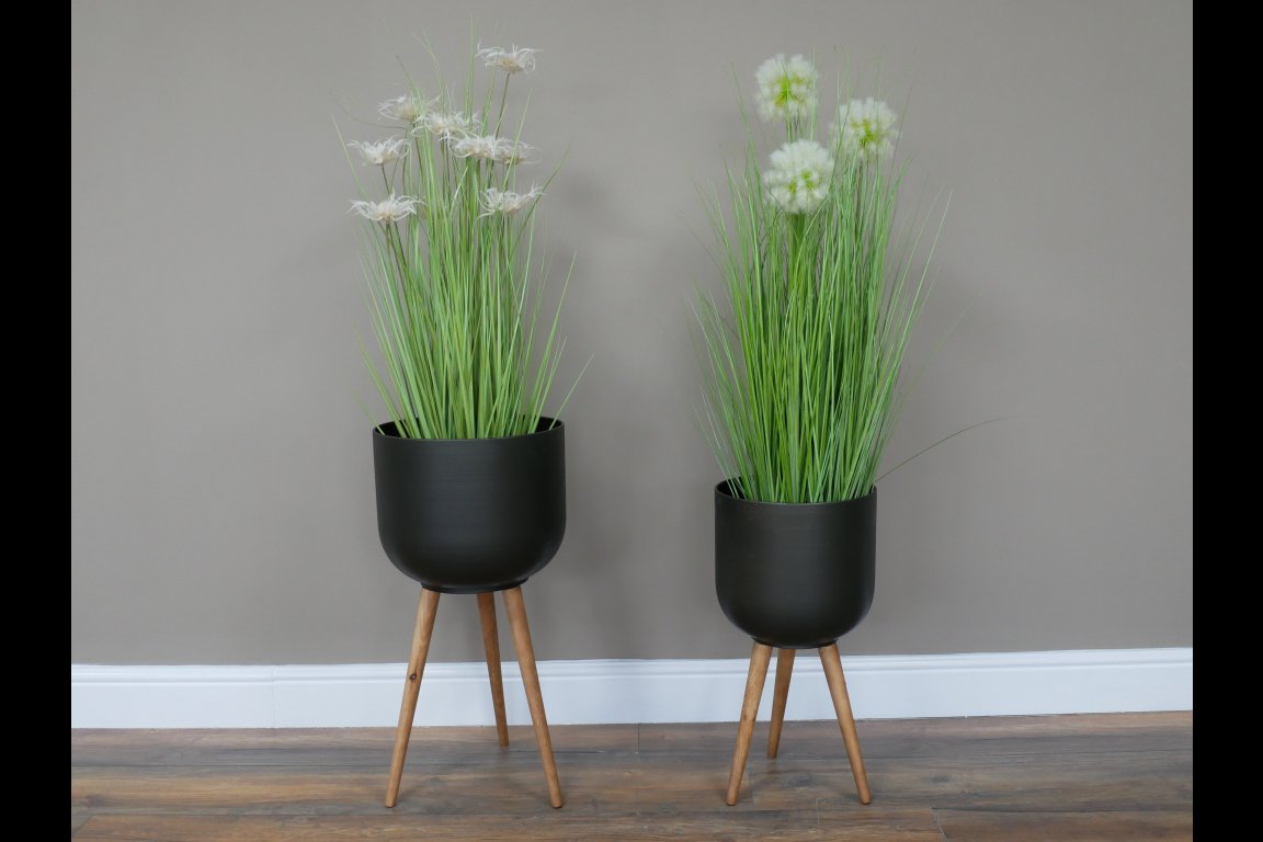 Set Of Two Planters