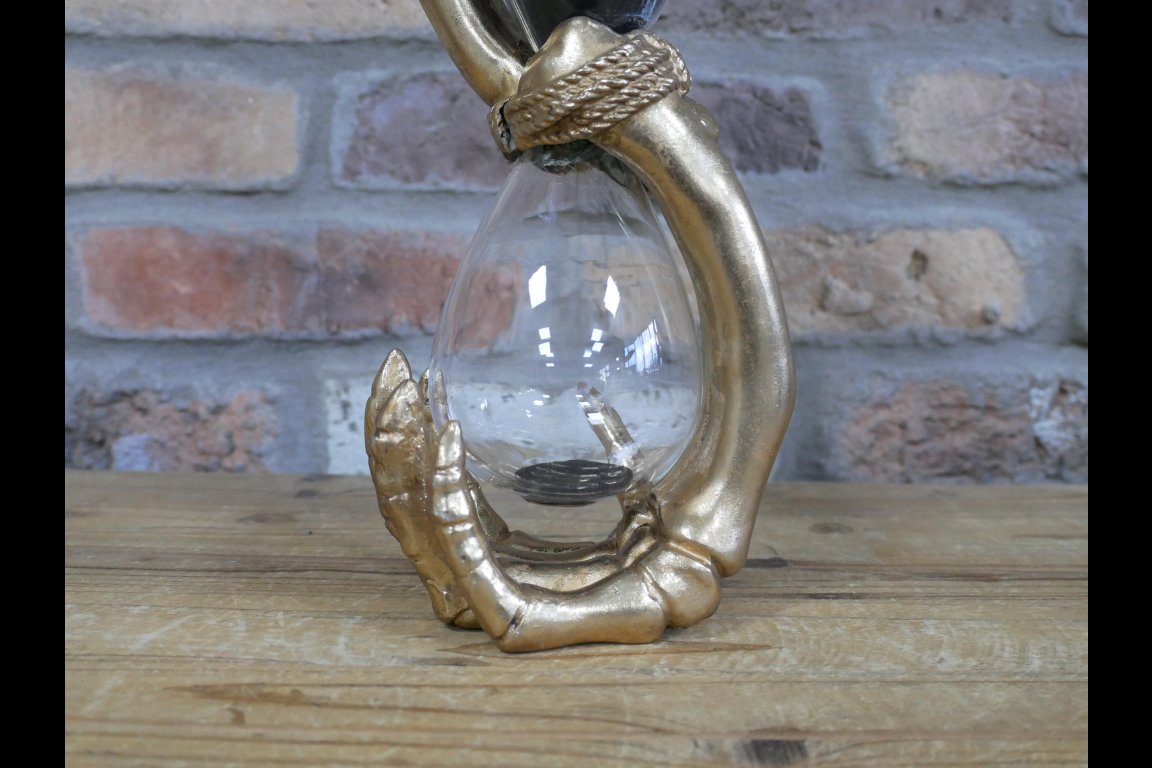 Hourglass