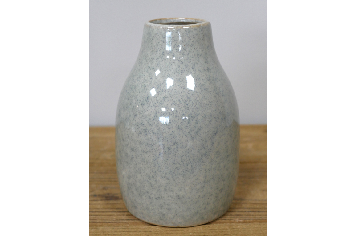 Vase / Flower Holder