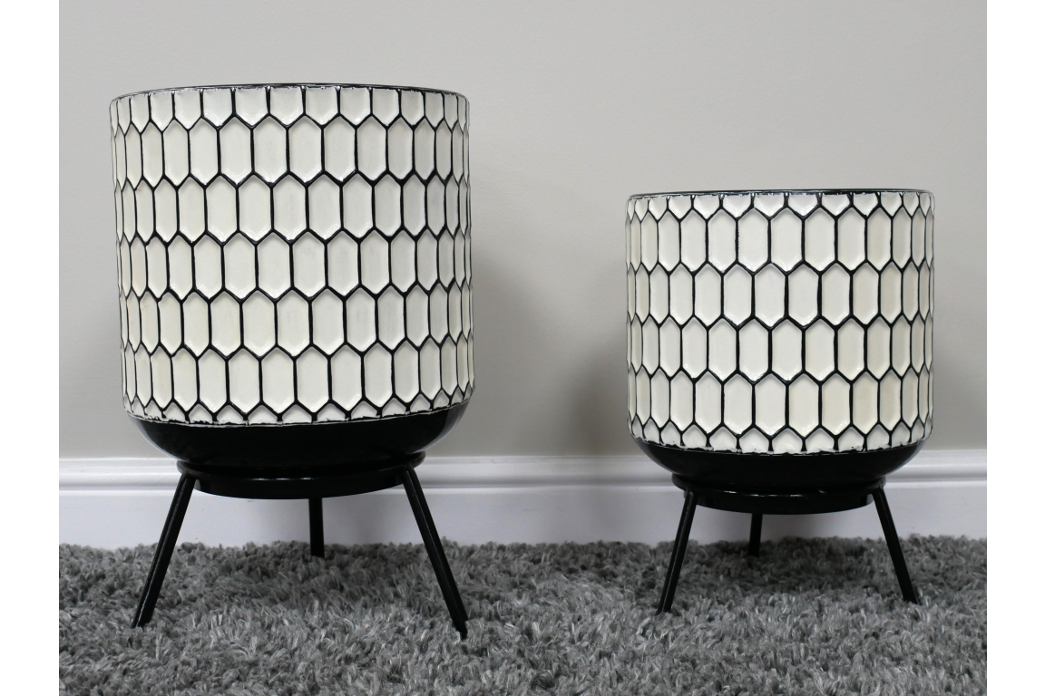 Set Of 2 Planters