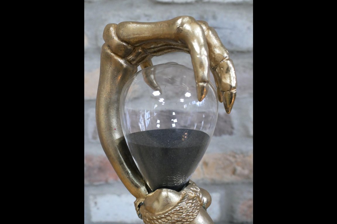 Hourglass