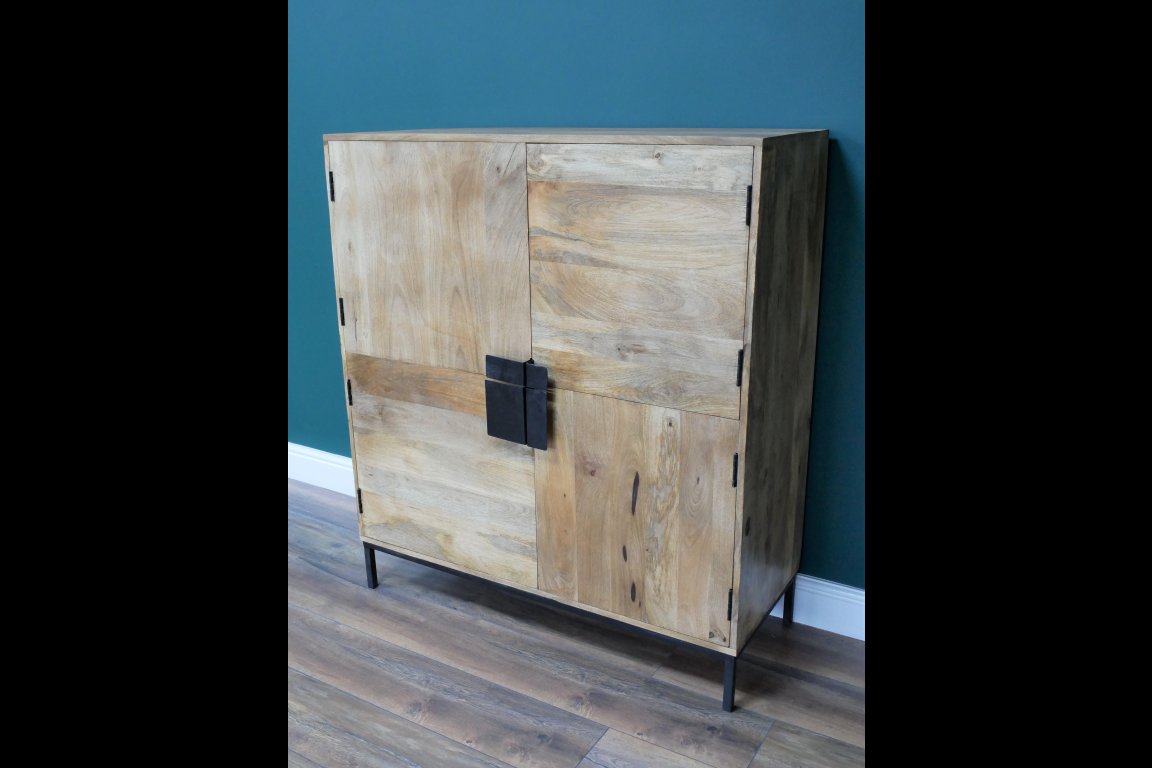 4 Door Cabinet