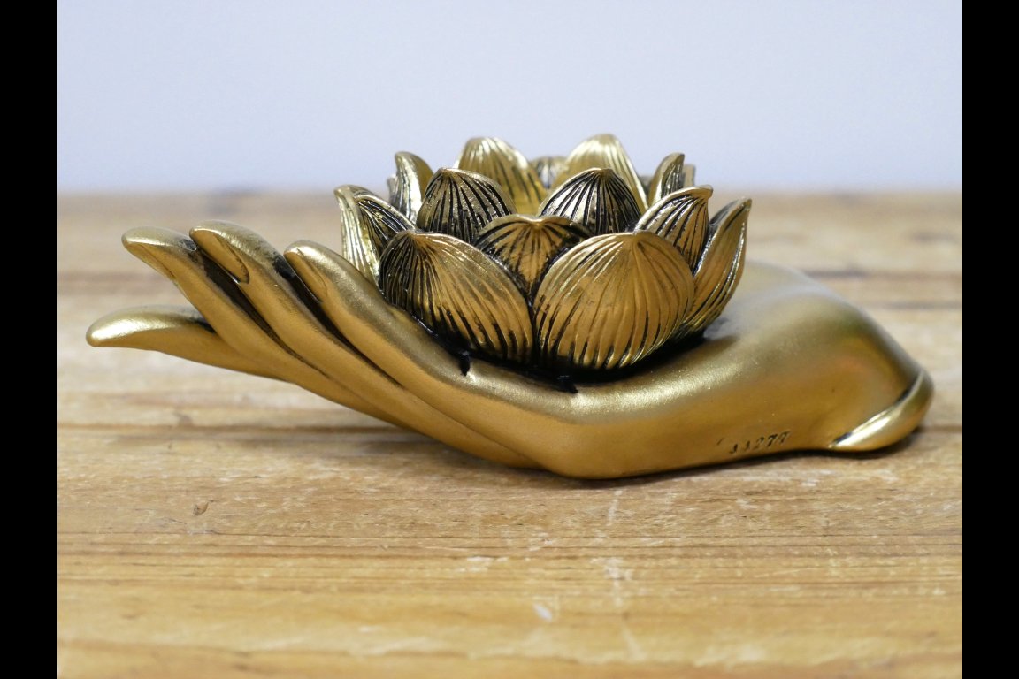 Hand Tealight Holder