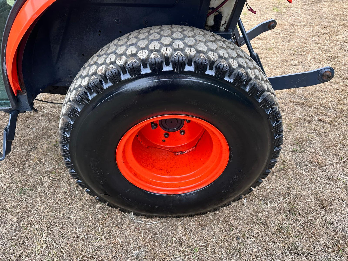 65 REG. KUBOTA B2350 23HP 4WD COMPACT TRACTOR WITH HYDRAULIC 4 WAY BLADE