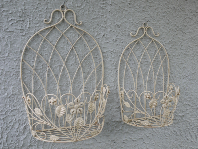Set Of 2 Wall Planters
