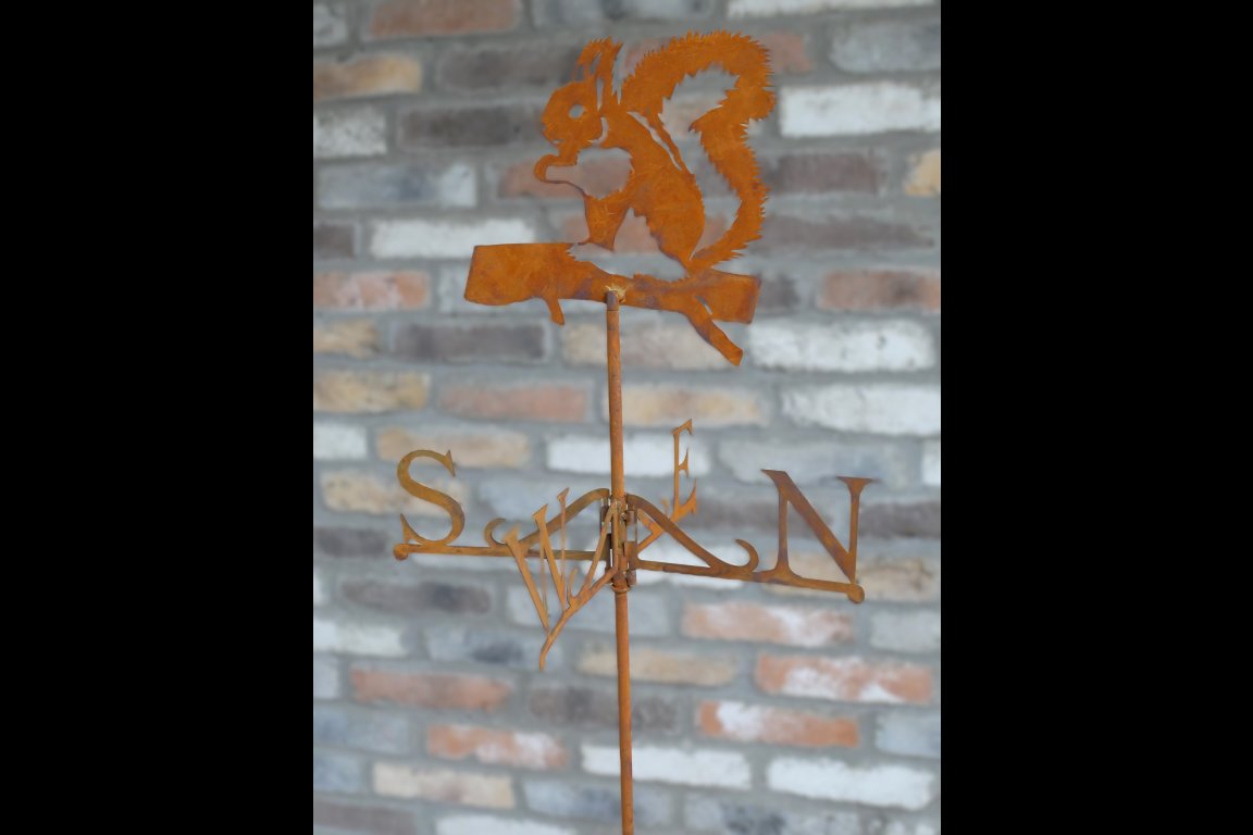Rusty Squirrel Stake