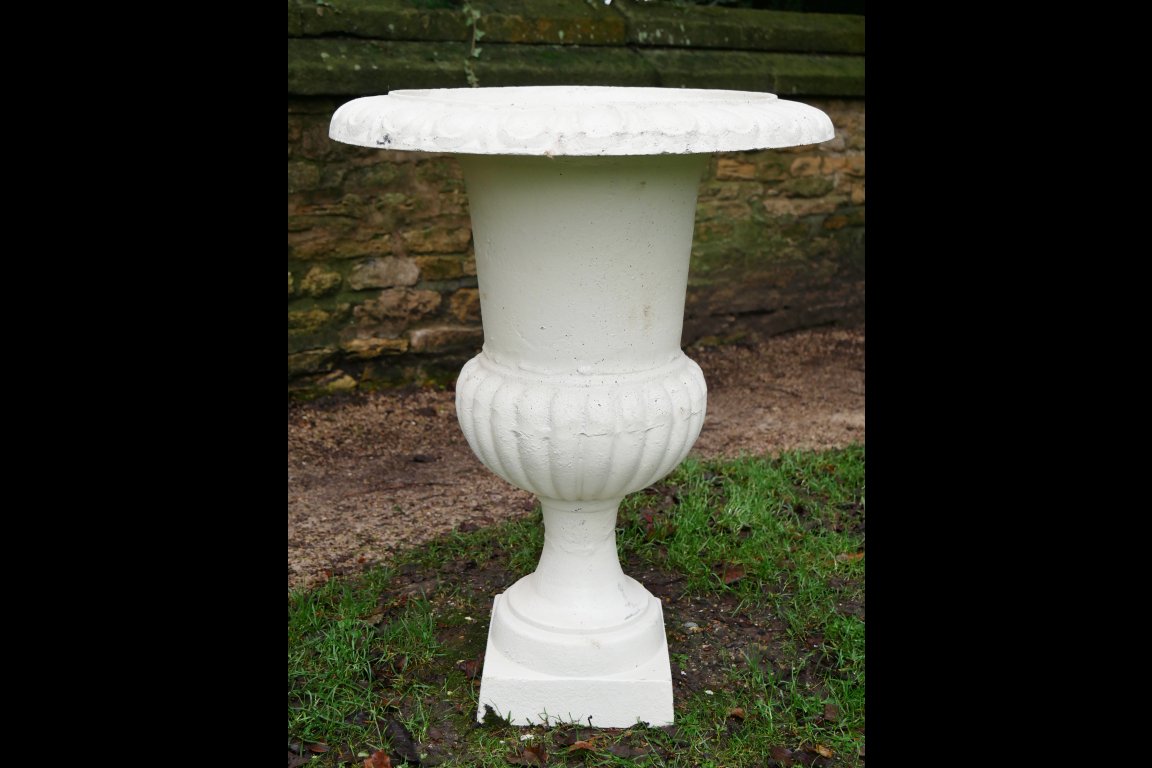 C1 Urn No Base O/W Finish