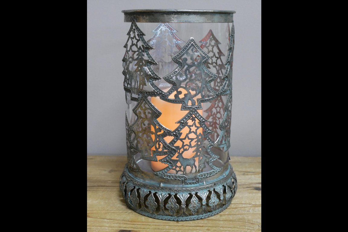 Round Tree Lantern