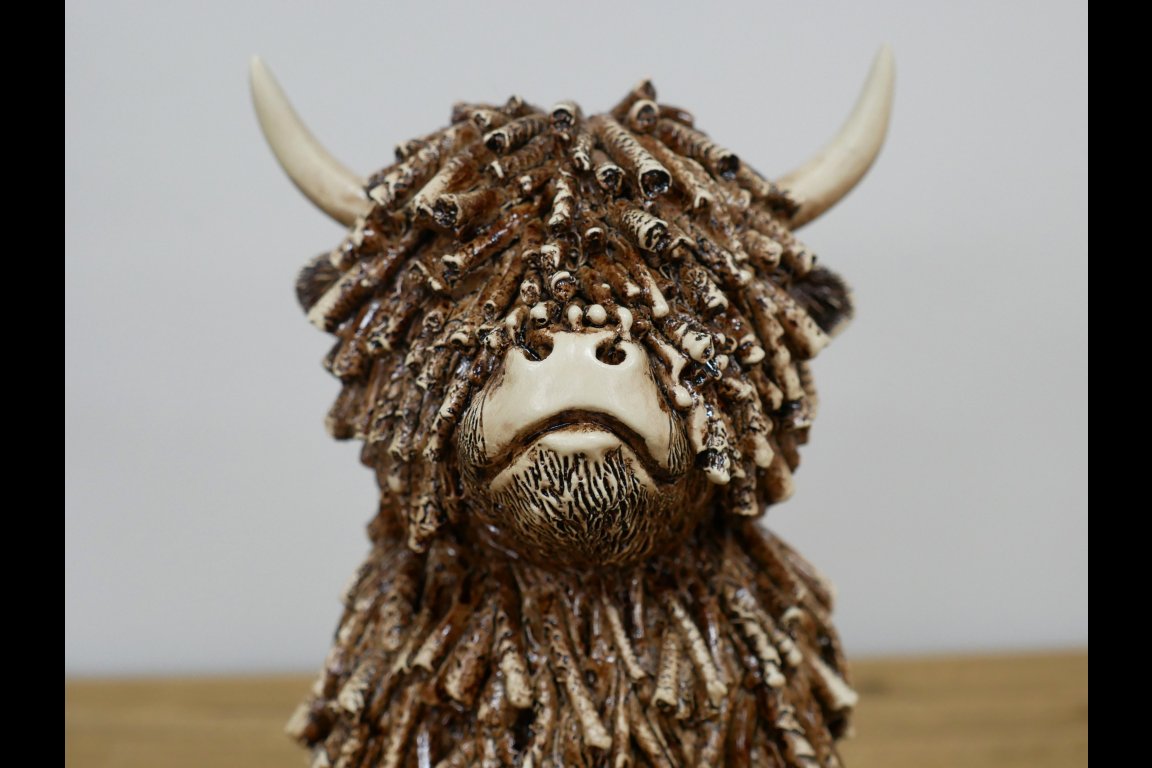 Sitting Cow - Medium