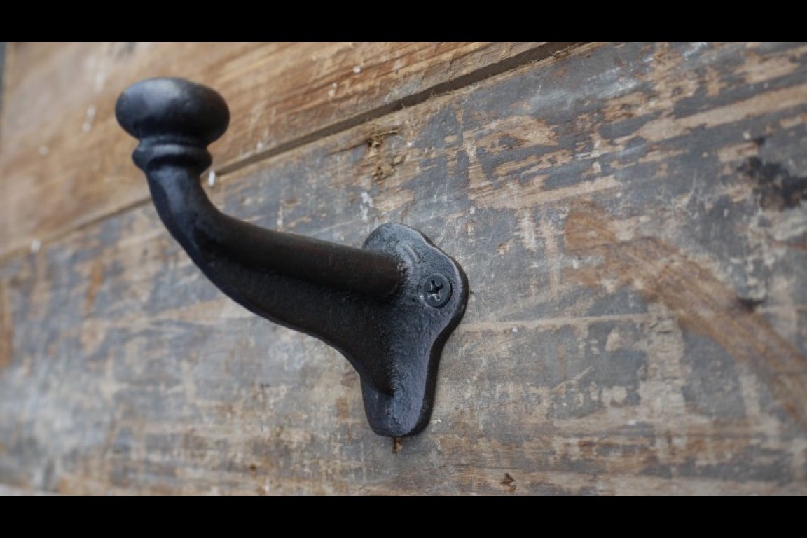 Single Hook
