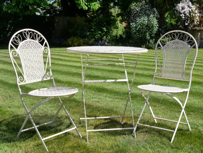 Portofino Table & Two Chairs