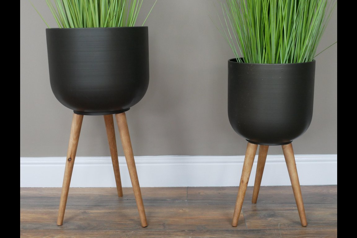 Set Of Two Planters