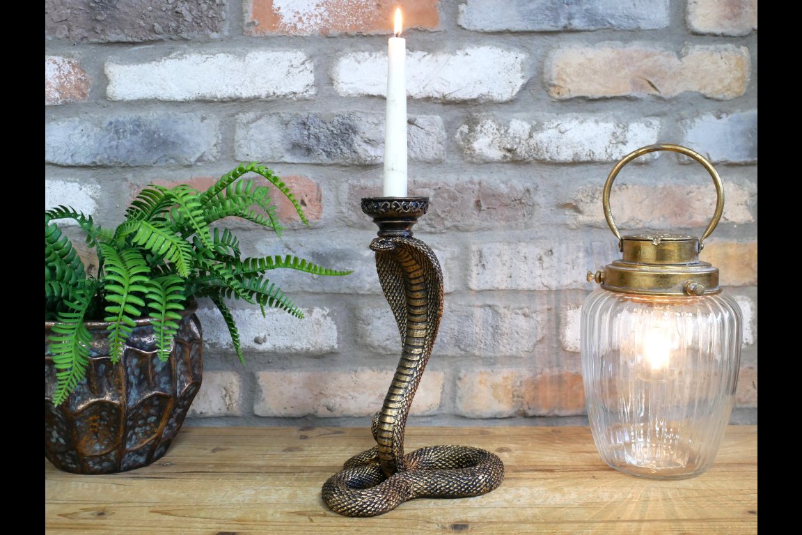Cobra Candle Holder