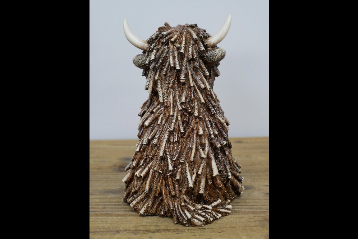 Sitting Cow - Medium