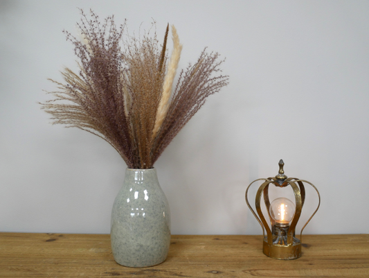 Vase / Flower Holder