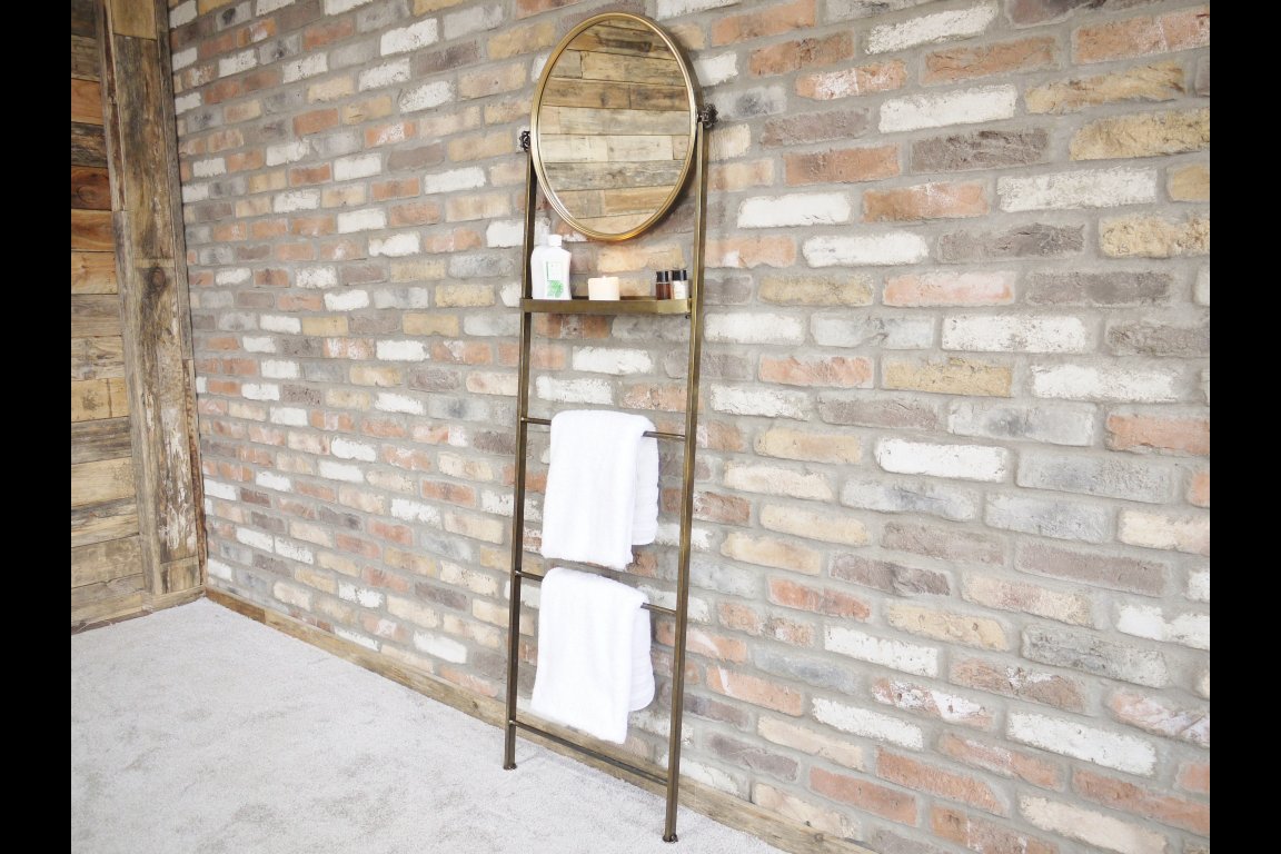 Mirror Stand