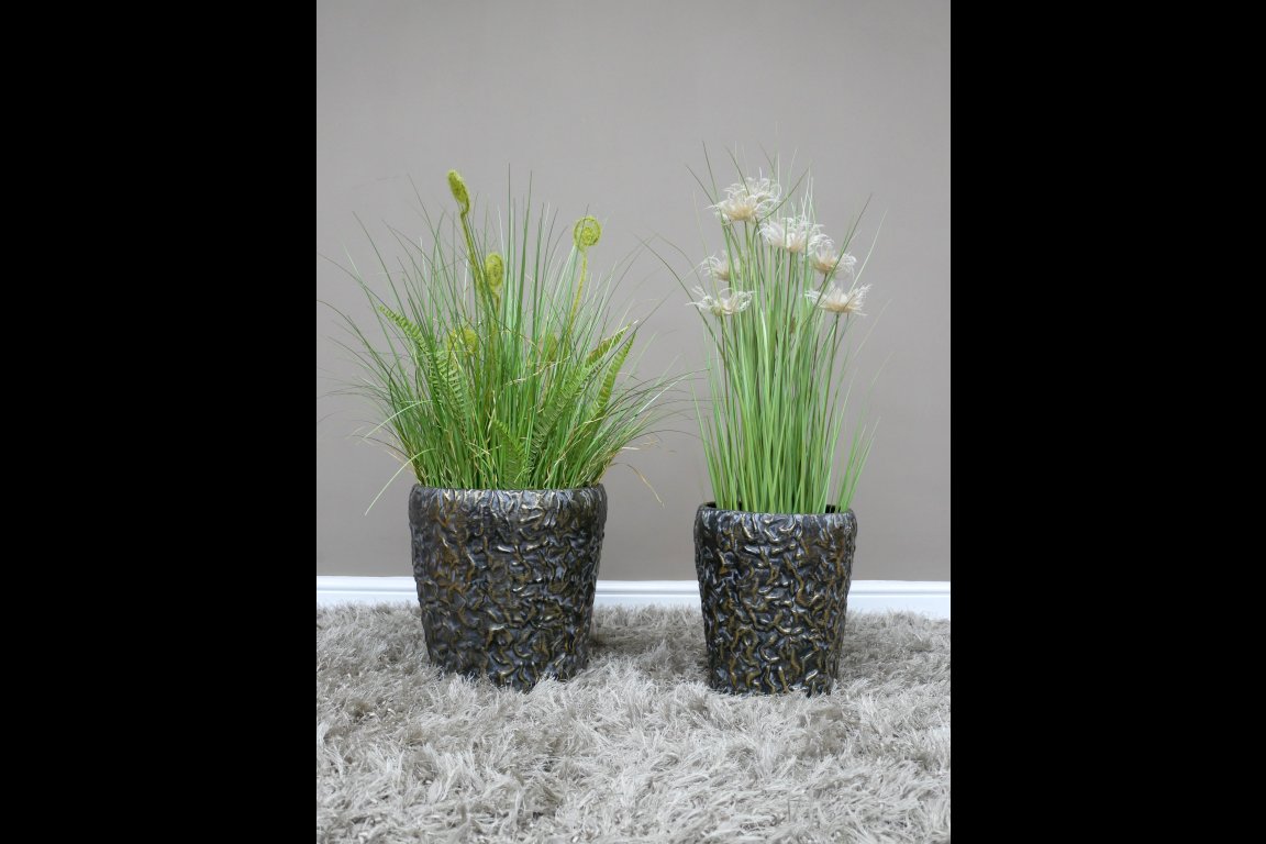 Set Of 2 Planters