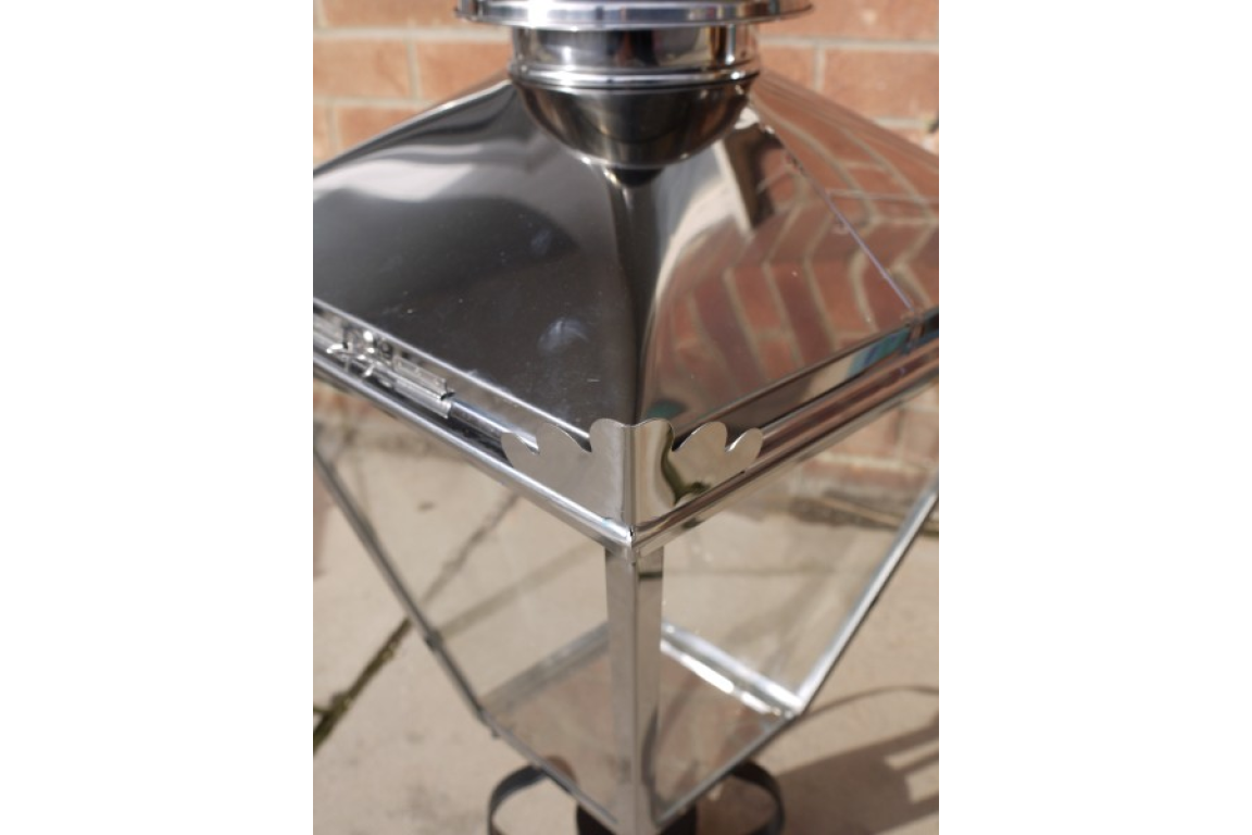 Stainless Steel lamp Top