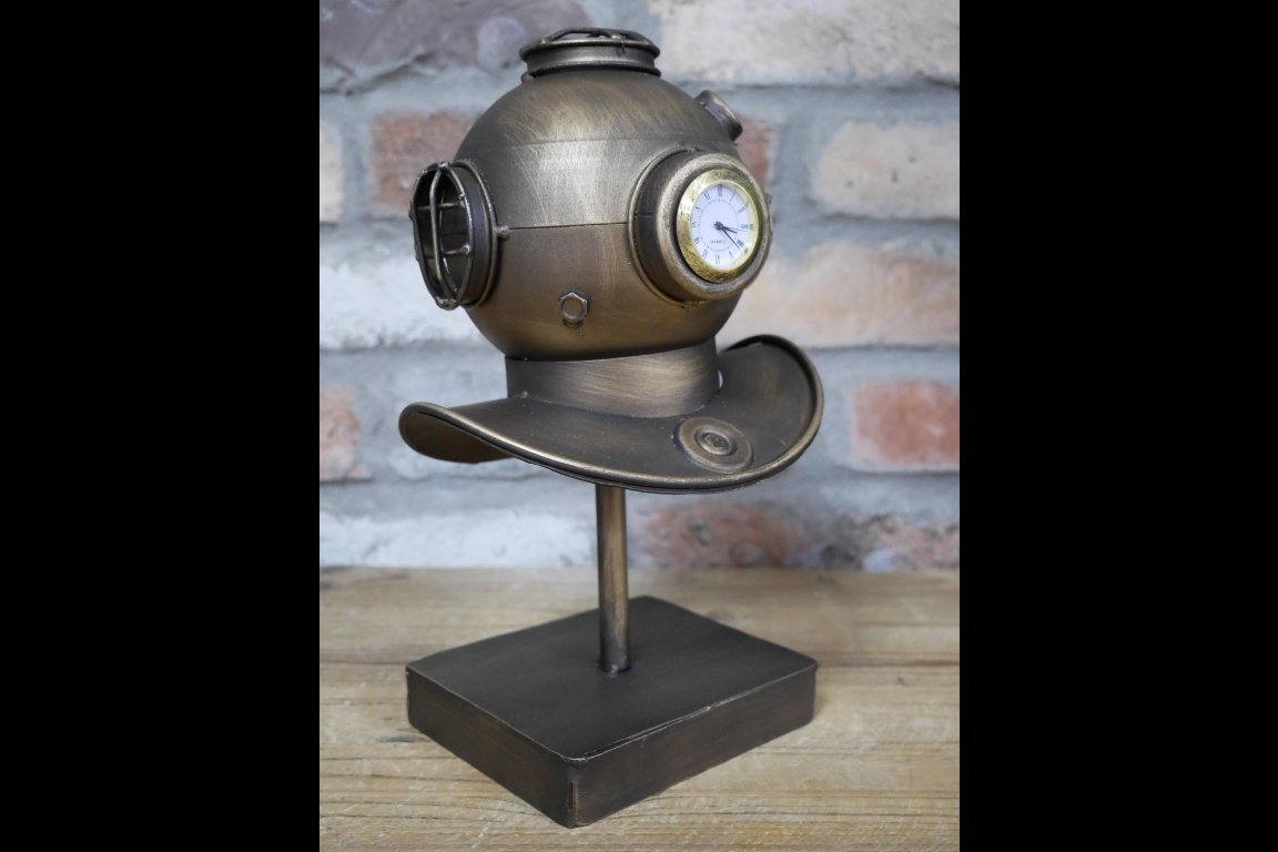 Divers Helmet Clock