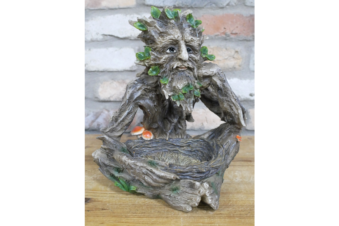 Treeman Birdfeeder