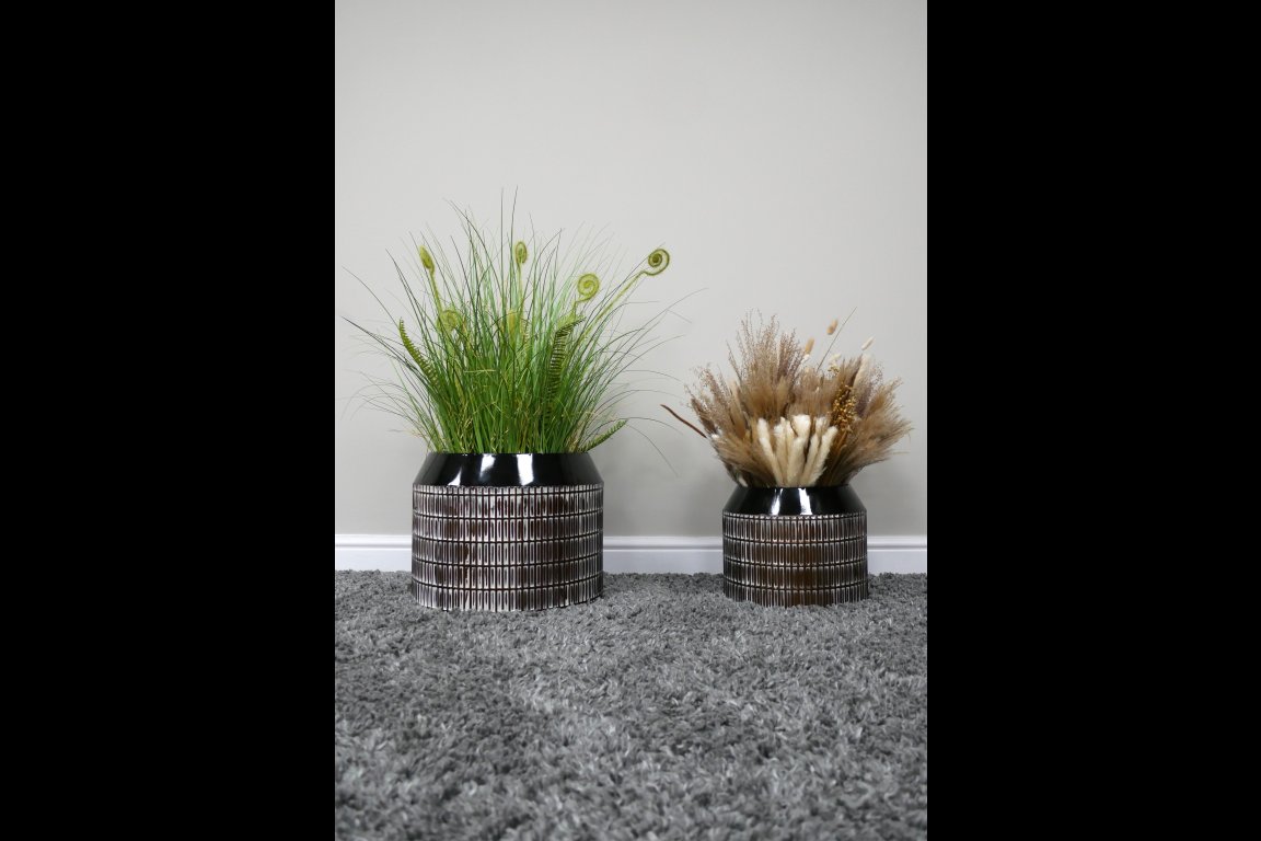 Set Of 2 Planters