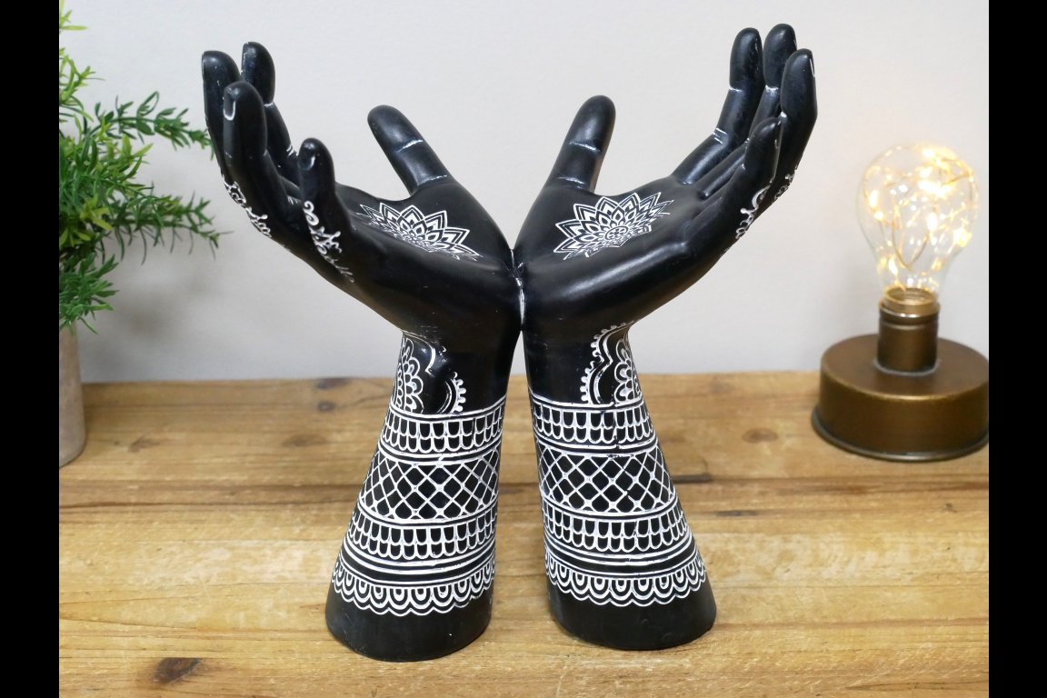 Jewellery Hands
