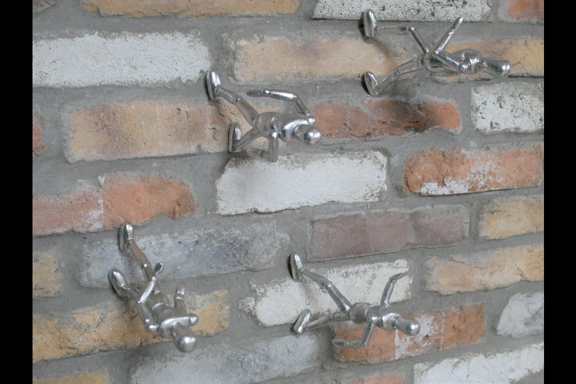 Set Of 4 Walking Up The Wall Men
