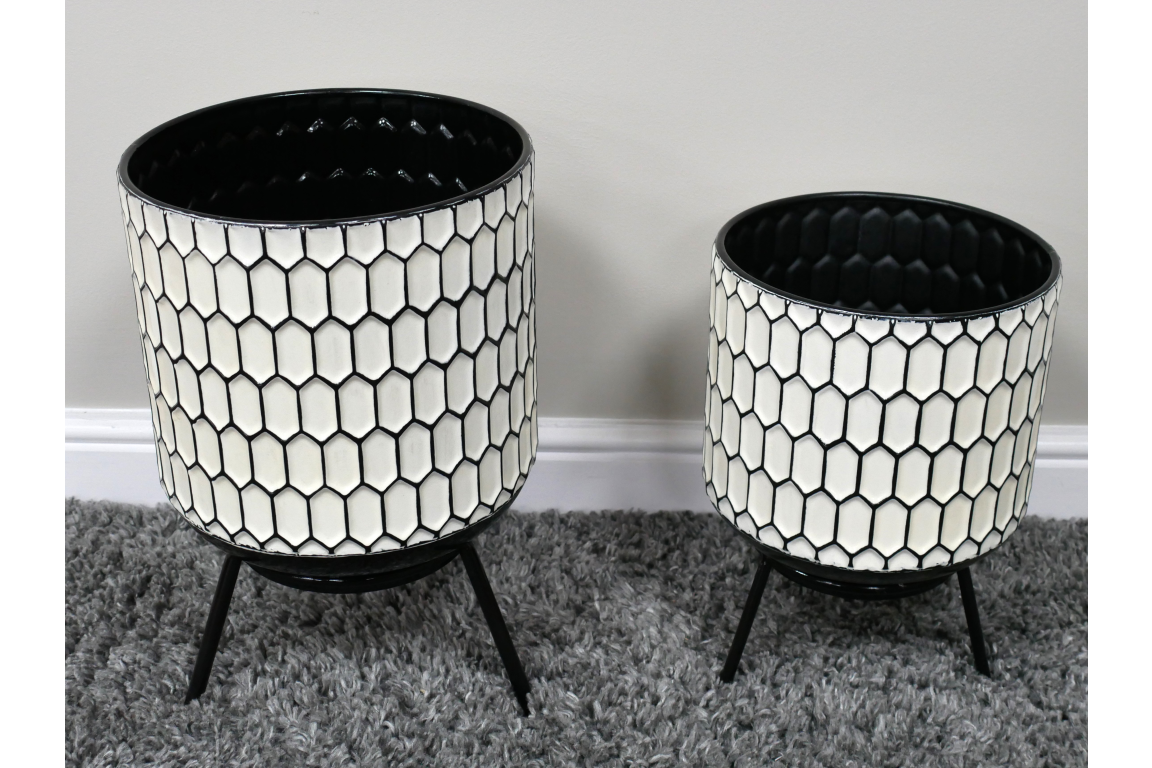 Set Of 2 Planters