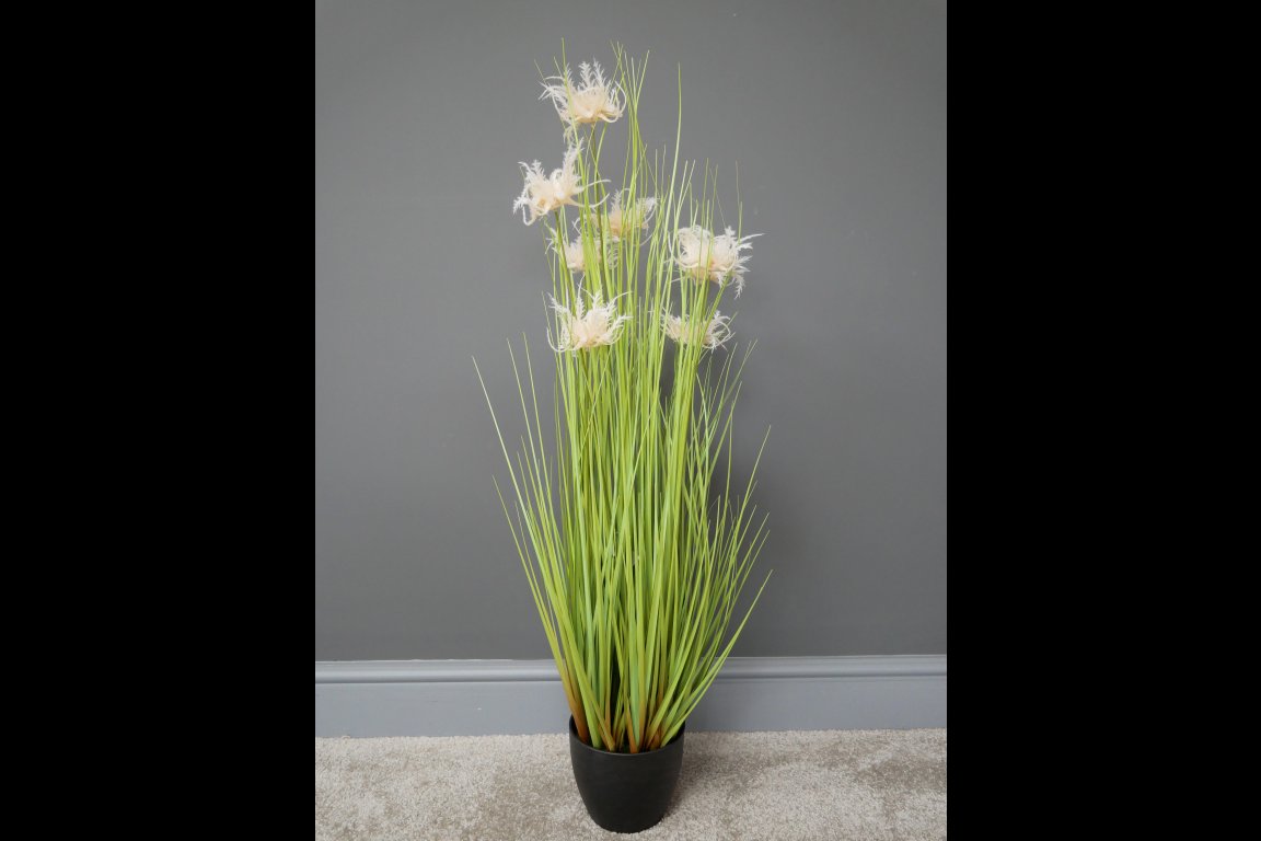 Artificial Grass With White Flowers