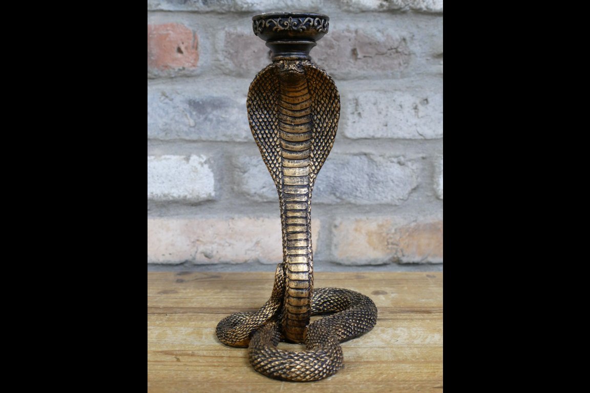 Cobra Candle Holder