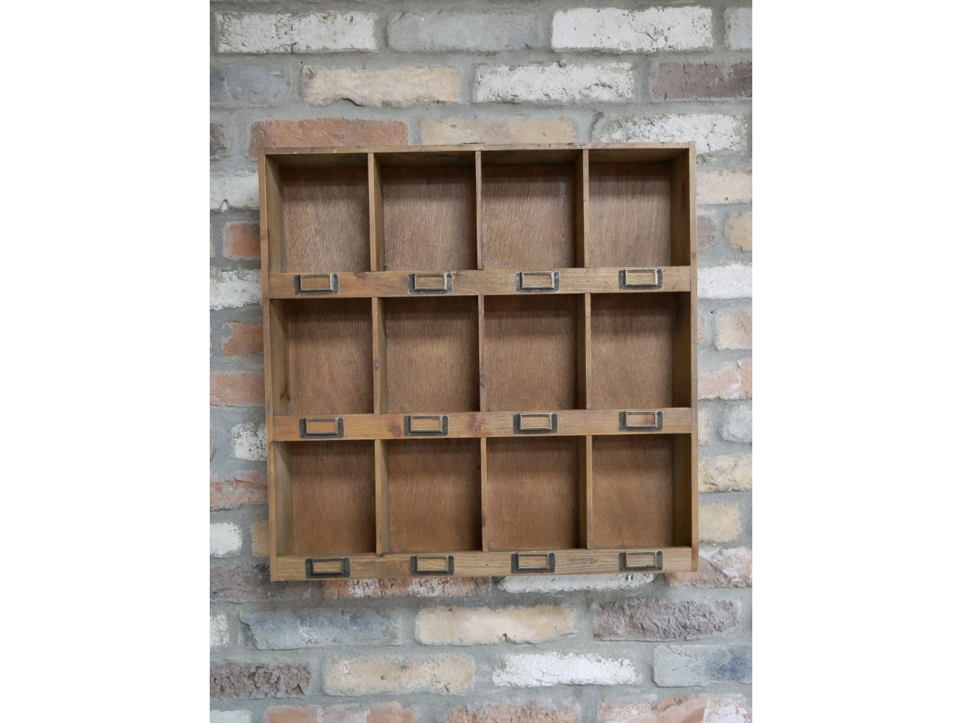 Wall Storage Unit