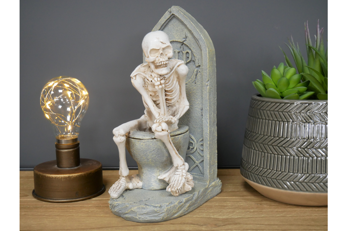Skeleton On The Loo