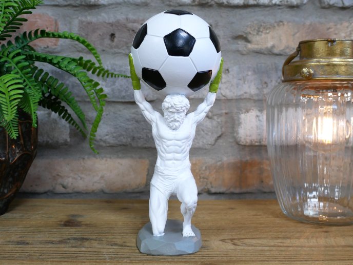Atlas At The Pitch