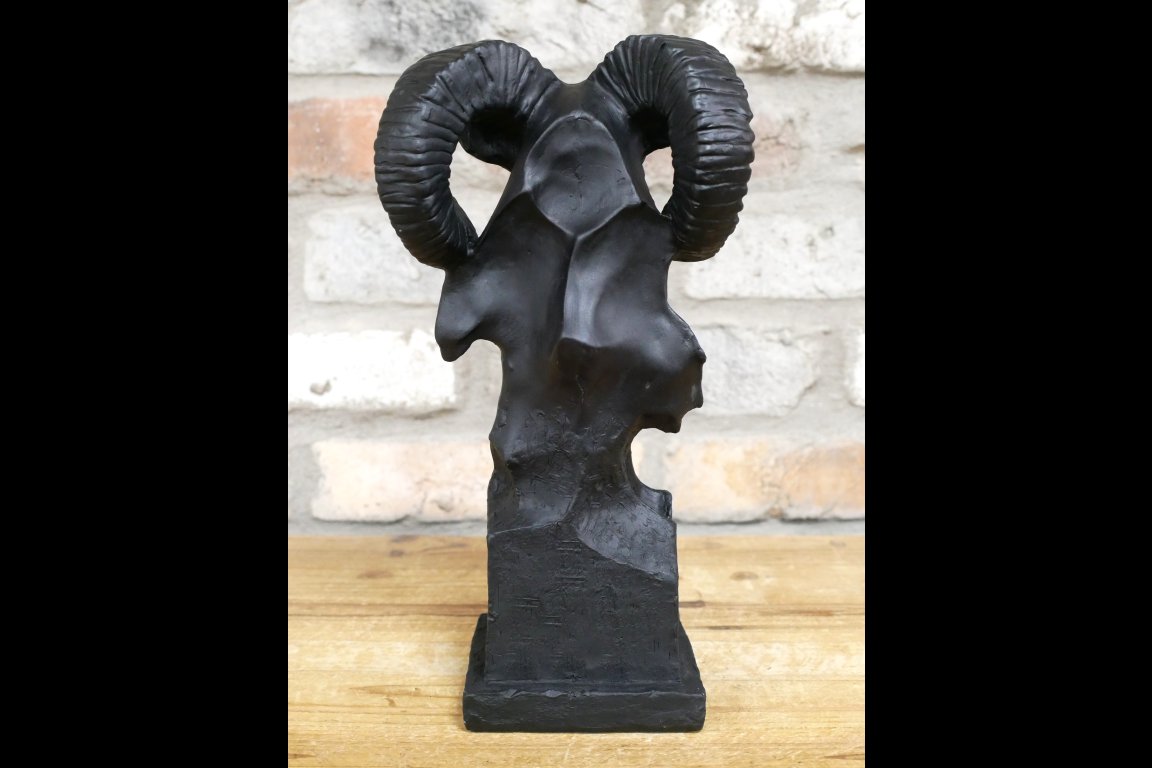 Ram Head