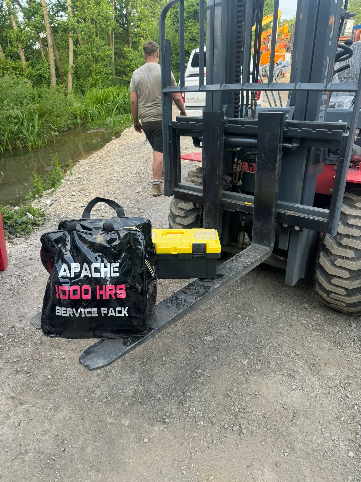 NEW/UNUSED 2024 APACHE FR30 3 TON DIESEL ROUGH TERRAIN FORKLIFT