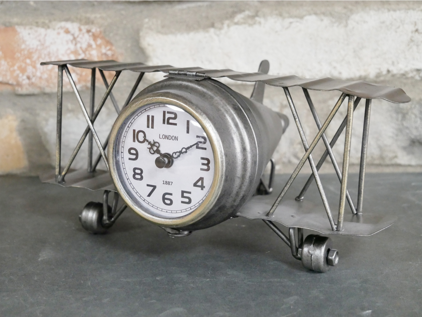 Aeroplane Clock