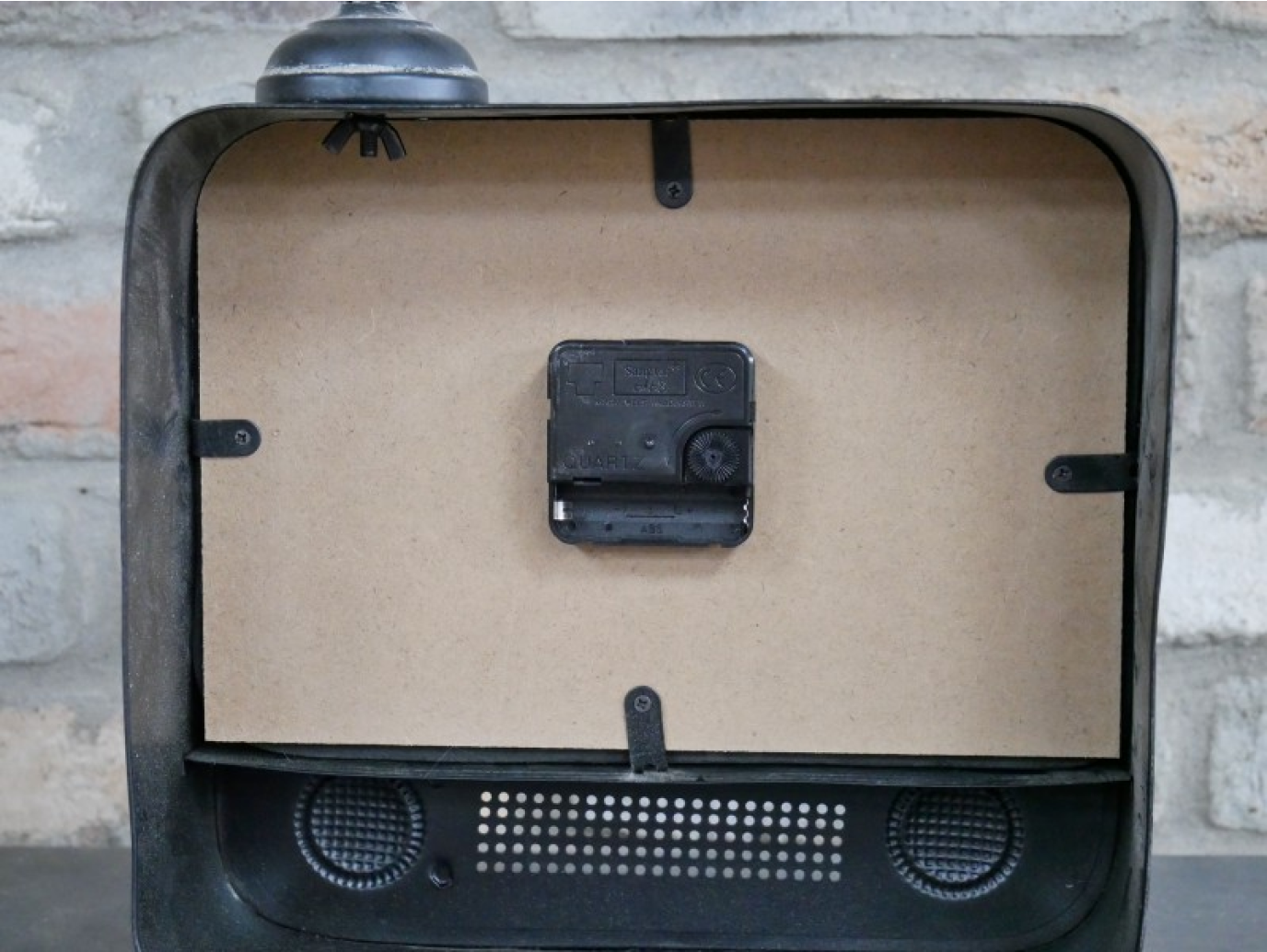 Retro TV Clock