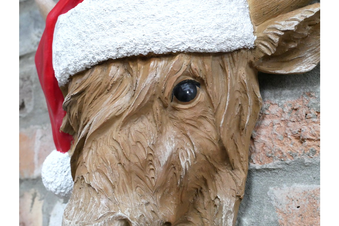 Christmas Cow Wall Decoration