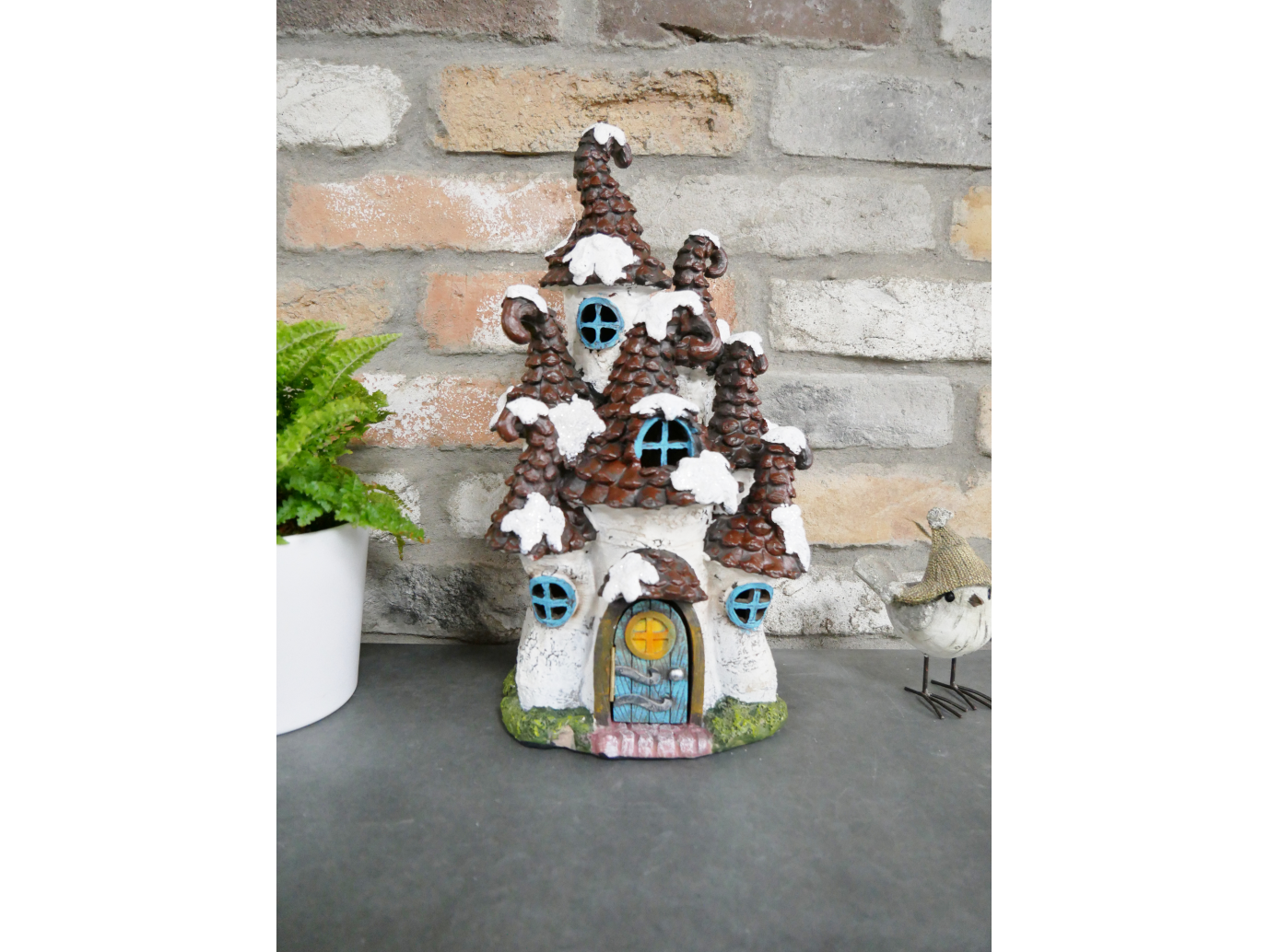 Pine Cone House (Large)