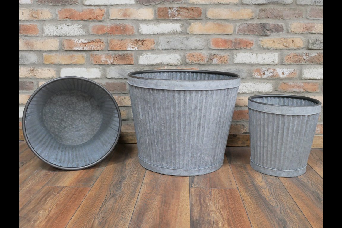 Set Of 3 Tubs