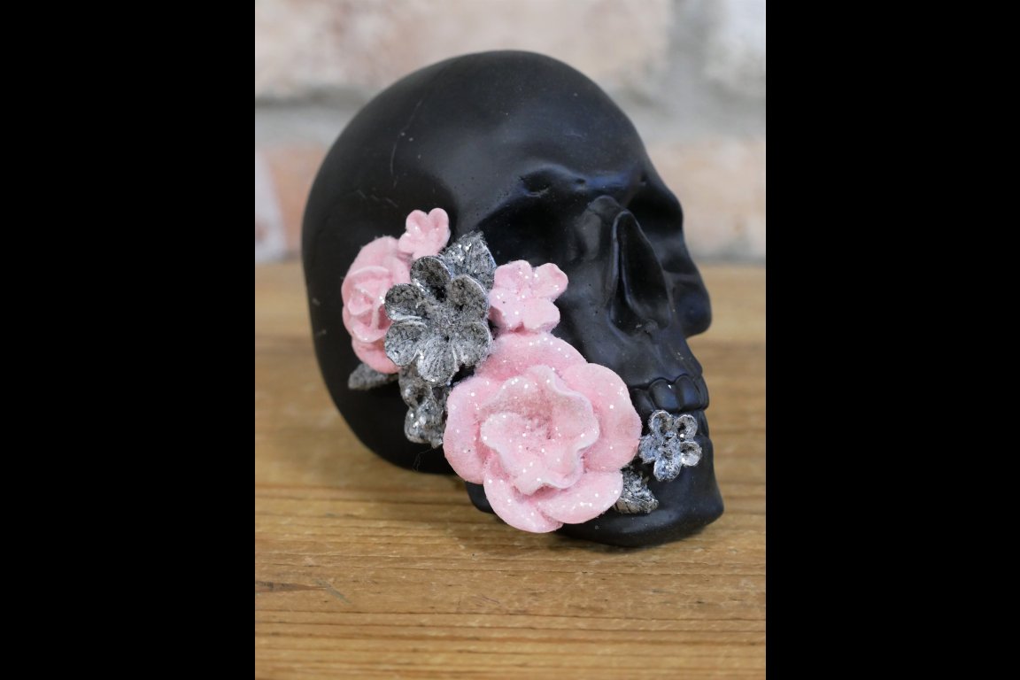 Set Of 3 Skulls